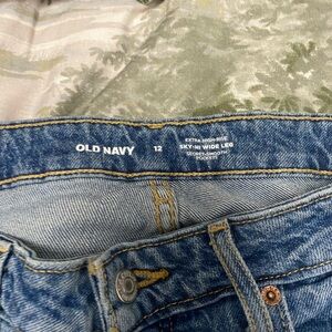 Old Navy Extra High Rise Sky-Hi Wide Leg